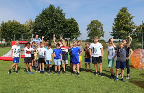 Bubble Soccer als actionreiches Gruppenspiel für Kinder