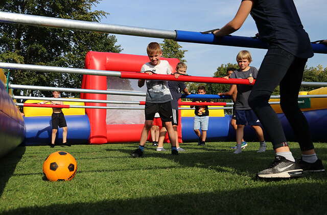Menschenkicker für Kinder