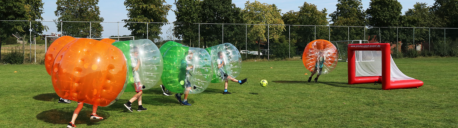 Bubble Soccer für Kinder als sportliches Freizeitspiel